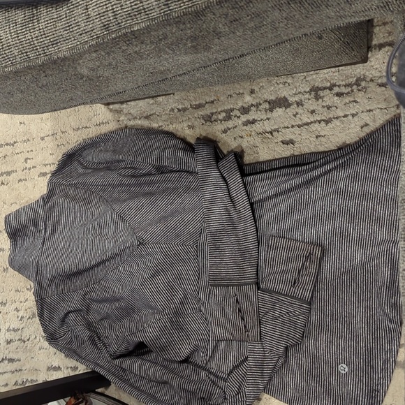 Lululemon Kanto Catch Me 1/2 Zip Stripe Black /grey - Picture 7 of 12